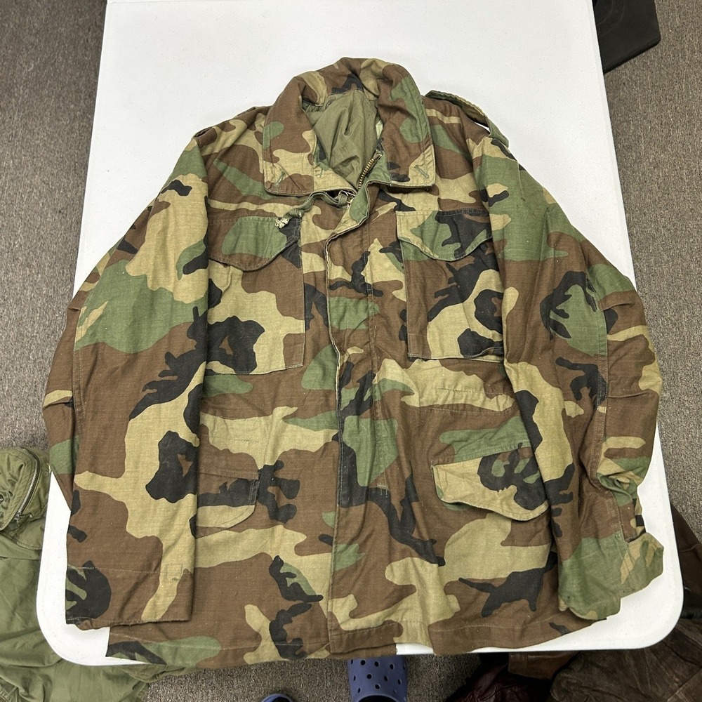 US Military Field Jacket Mens Small Short Camo M-65 Woodland Pattern Coat